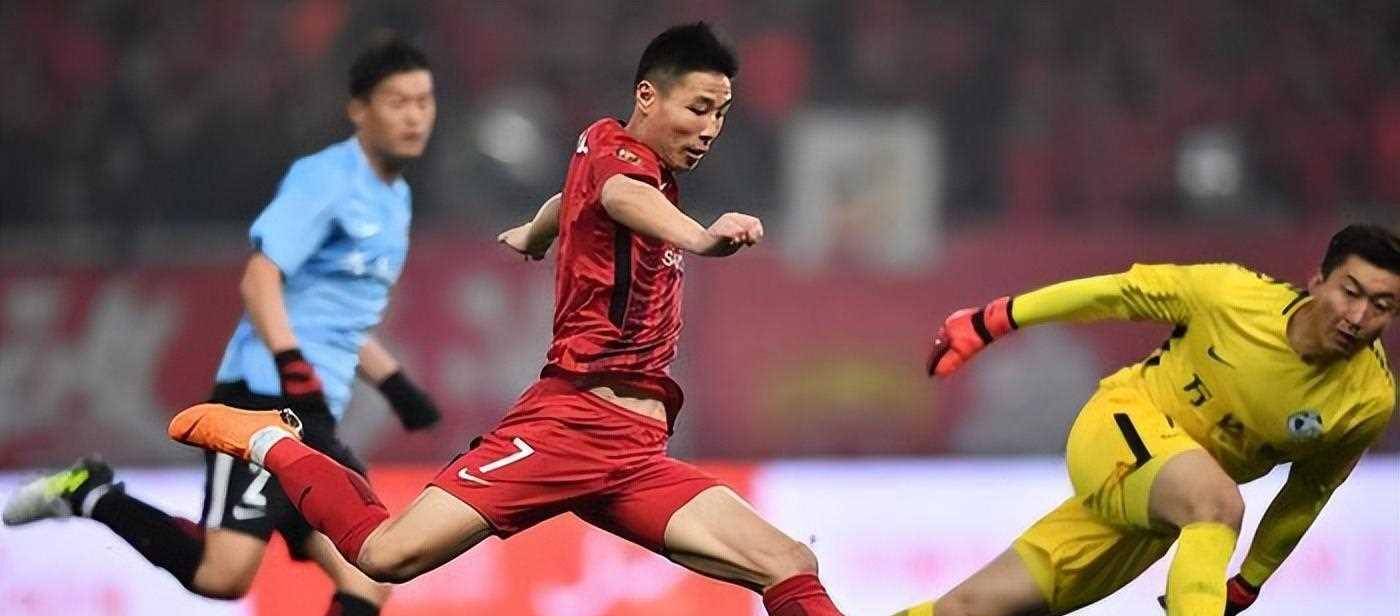 关于武磊错失单刀球，多特蒙德门将神勇扑救成最大功臣！的信息